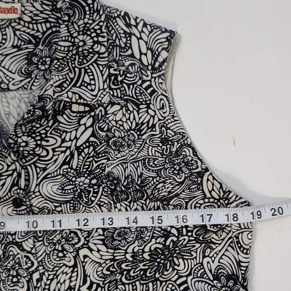 Tianello Womens XS Button Up Sleeveless Top Floral Black White Tencel Blouse - Picture 9 of 13